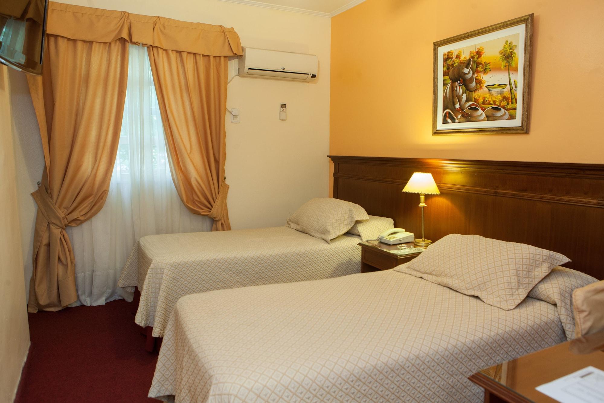 Ritz Hotel Mendoza Extérieur photo