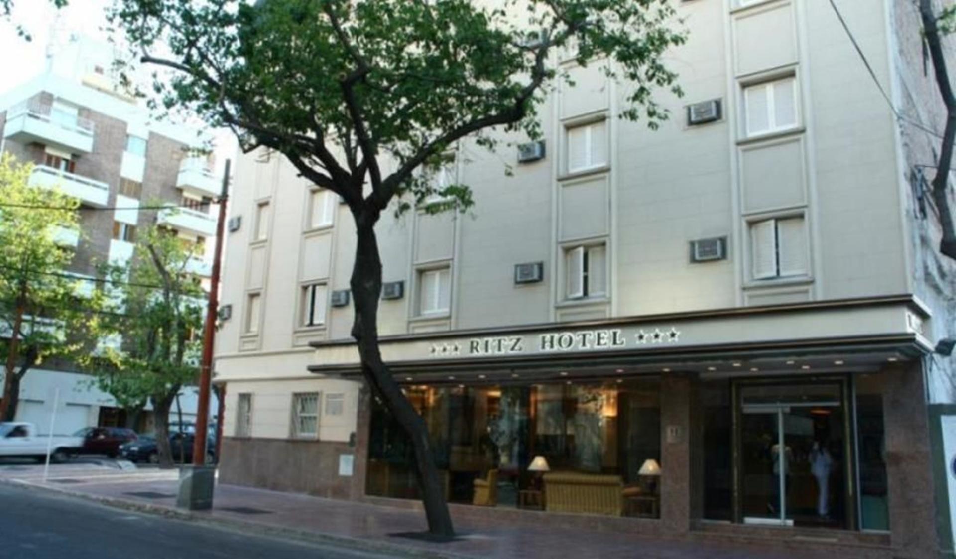 Ritz Hotel Mendoza Extérieur photo
