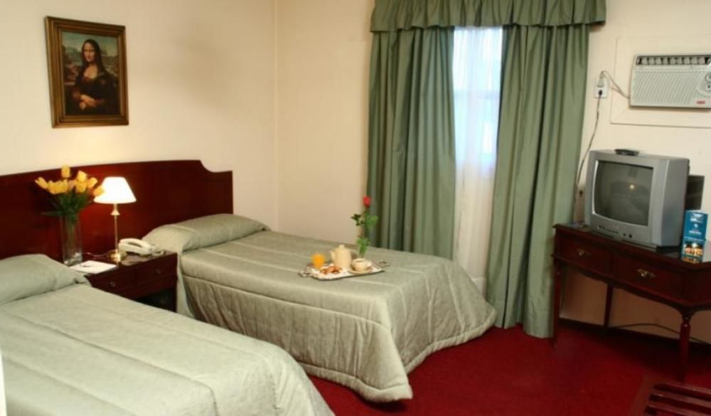 Ritz Hotel Mendoza Chambre photo