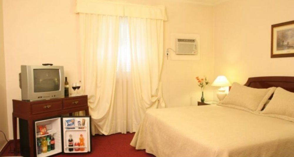 Ritz Hotel Mendoza Chambre photo